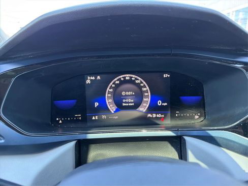 Used 2022 Volkswagen Taos SE image 19