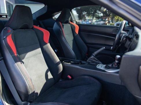 Used 2013 Scion FR-S RWD image 25