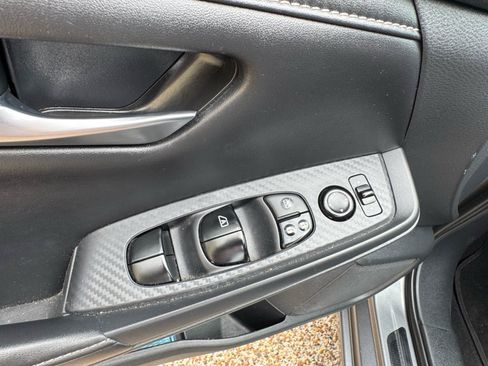 Used 2022 Nissan Sentra SV FWD image 23