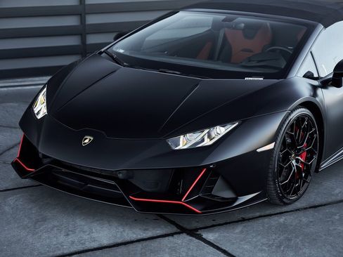 Used 2024 Lamborghini Huracan EVO image 6