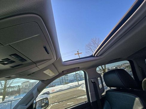 Used 2018 GMC Sierra 1500 SLT image 5