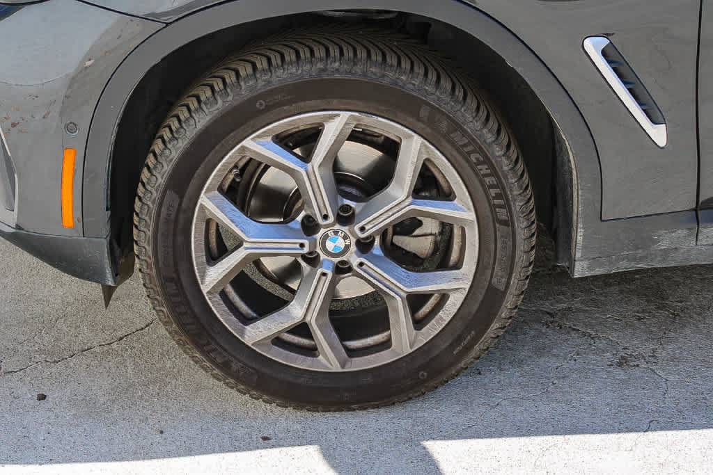 Used 2023 BMW X3 xDrive30i w/ Convenience Package AWD/4WD image 9