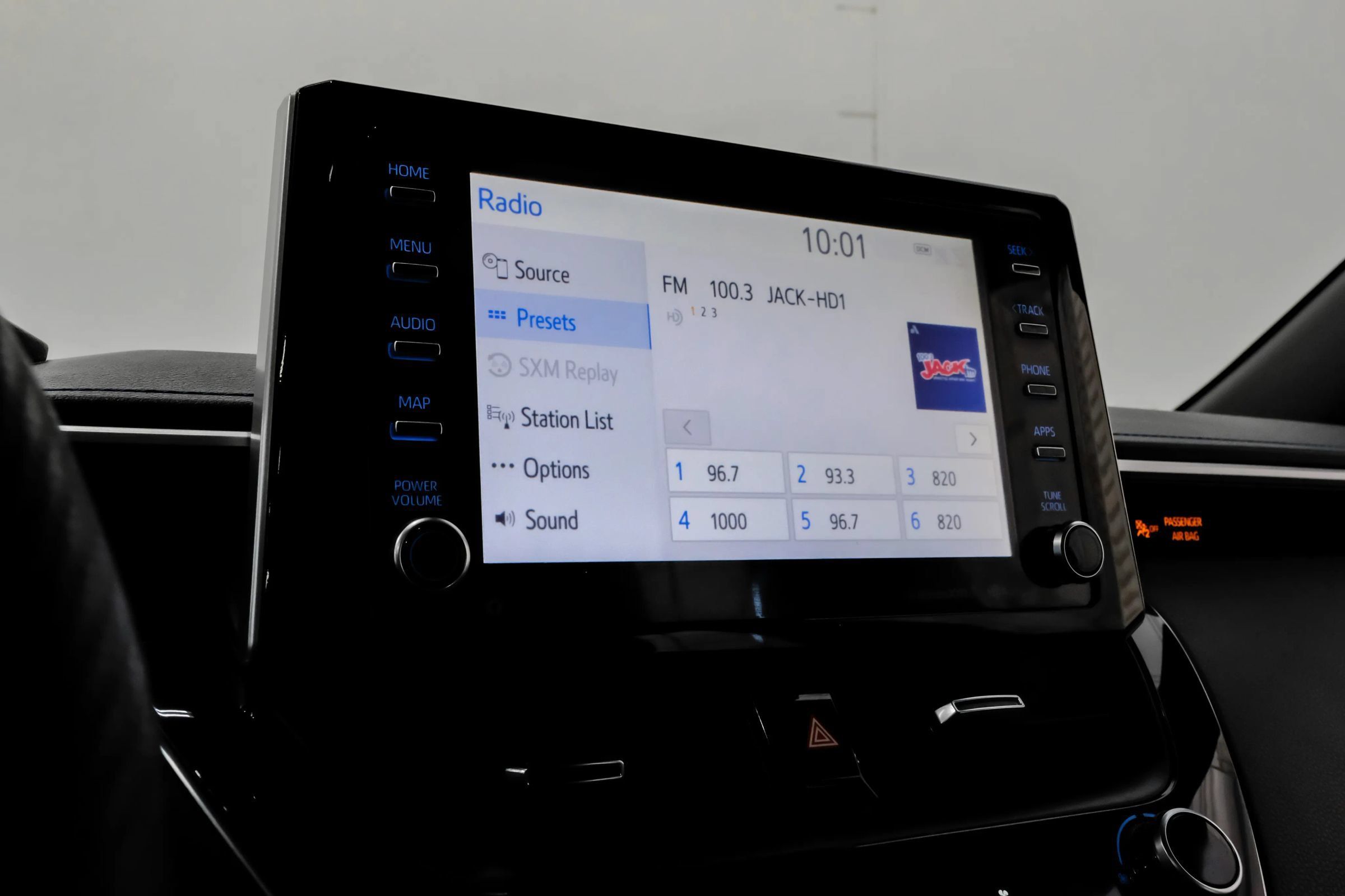 Used 2020 Toyota Corolla XSE FWD image 37