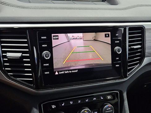 Used 2023 Volkswagen Atlas Cross Sport SE w/ Black Wheel Package FWD image 18
