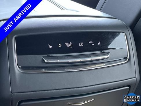 Used 2022 Cadillac Escalade ESV Sport Platinum w/ LPO, ONYX Package AWD/4WD image 15