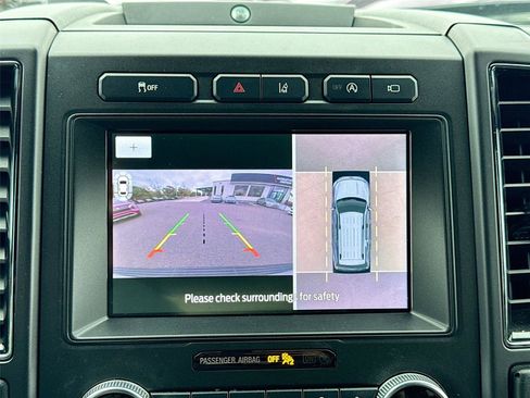 Used 2020 Ford Expedition Limited w/ Equipment Group 303A image 14