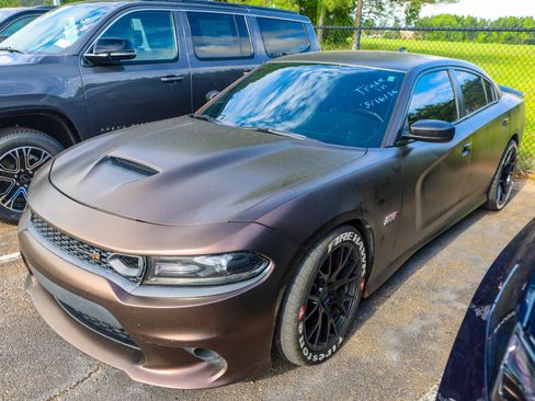 Used 2019 Dodge Charger Scat Pack w/ Driver Confidence Group RWD image 1