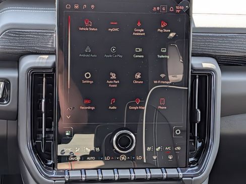 New 2026 GMC Yukon AT4 Ultimate w/ LPO, Floor Liner Package AWD/4WD image 15
