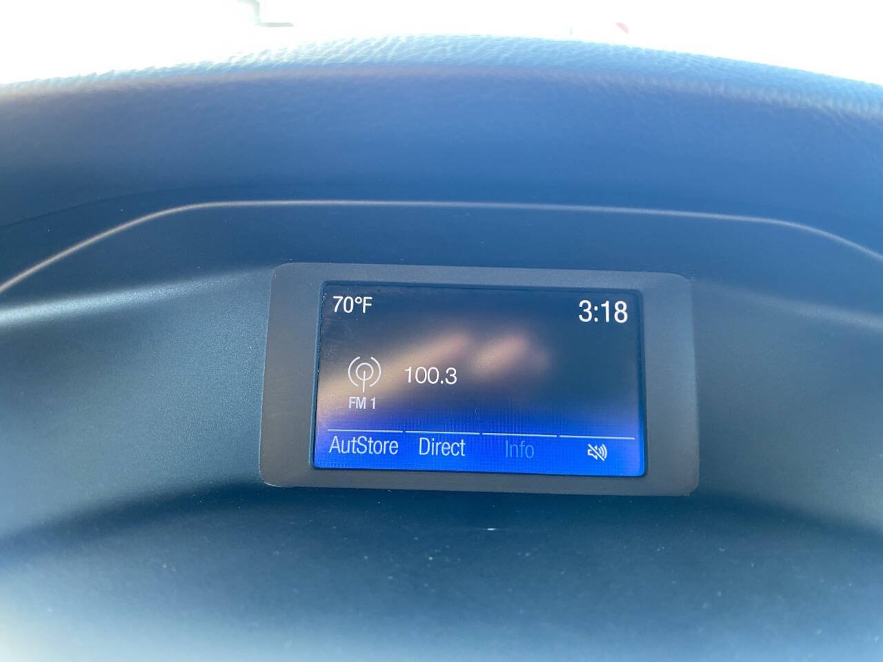 Used 2015 Ford Focus SE FWD image 25