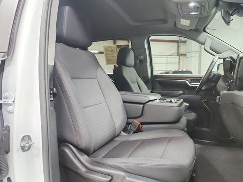 Used 2024 Chevrolet Silverado 1500 LT AWD/4WD image 35