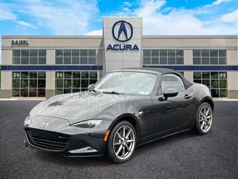 Used 2023 MAZDA MX-5 Miata Grand Touring image 1