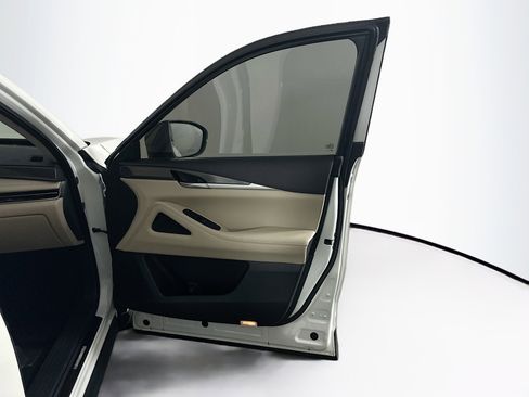 Used 2023 INFINITI QX60 Luxe image 35