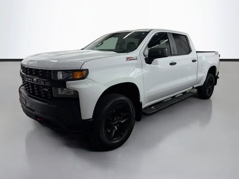 Used 2019 Chevrolet Silverado 1500 Custom Trail Boss w/ Custom Convenience Package AWD/4WD image 5