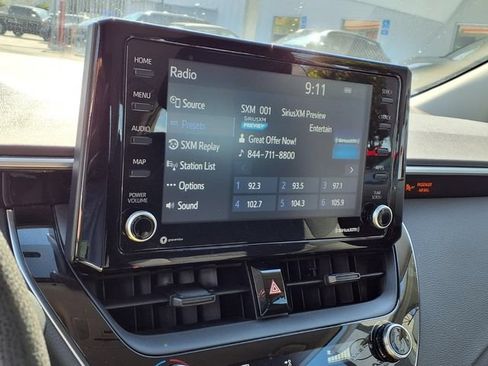 Used 2022 Toyota Corolla LE FWD image 5