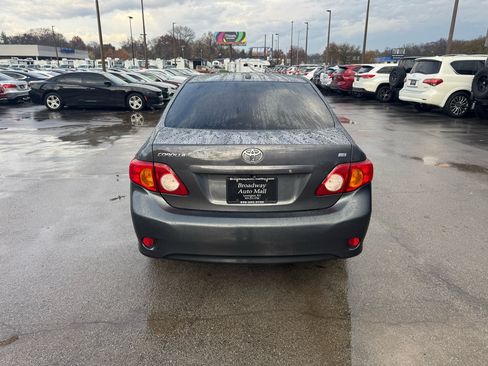 Used 2010 Toyota Corolla LE image 4