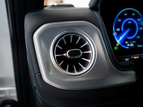 Used 2025 Mercedes-Benz G 580 w/ EQ Technology image 33