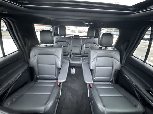 New 2026 Lincoln Navigator L Reserve w/ Jet Appearance Package AWD/4WD image 23