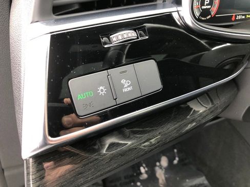 Used 2019 Audi Q8 Premium w/ Convenience Package image 14