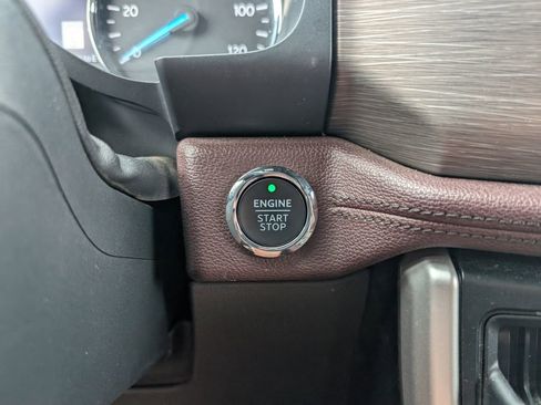 Used 2024 Ford Expedition Max Limited image 21