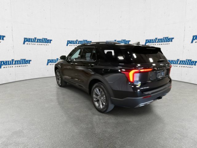 Used 2026 Ford Explorer Active w/ Active Comfort Package AWD/4WD image 8