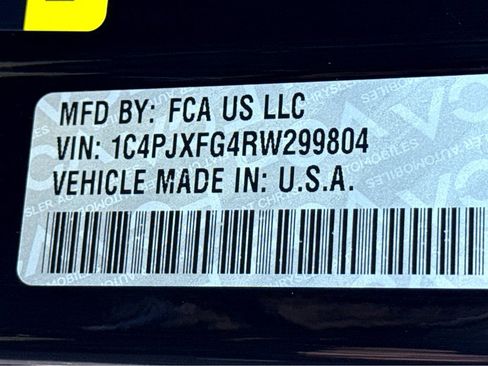 Used 2024 Jeep Wrangler Unlimited Rubicon image 25