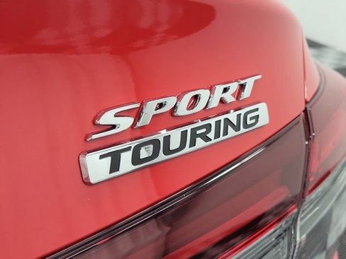 Certified 2025 Honda Civic Sport Touring image 8