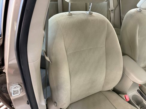 Used 2010 Toyota Corolla LE image 10