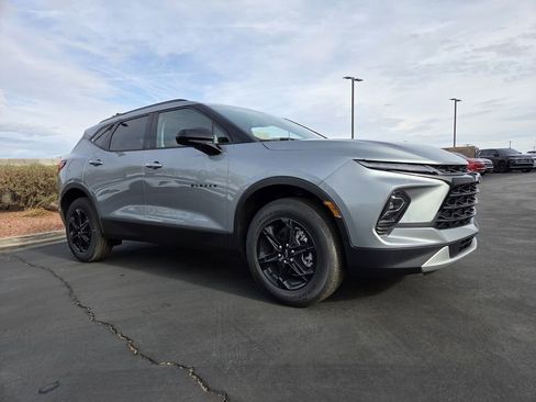 New 2026 Chevrolet Blazer LT image 1