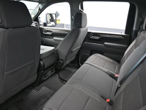 Used 2025 Chevrolet Silverado 2500 LT w/ Convenience Package AWD/4WD image 37