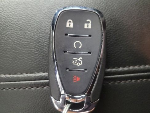 Used 2023 Chevrolet Malibu LT FWD image 27