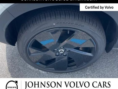 Used 2026 Volvo EX40 Ultra AWD/4WD image 7