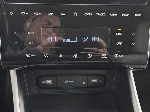 Certified 2023 Hyundai Tucson Limited image 15