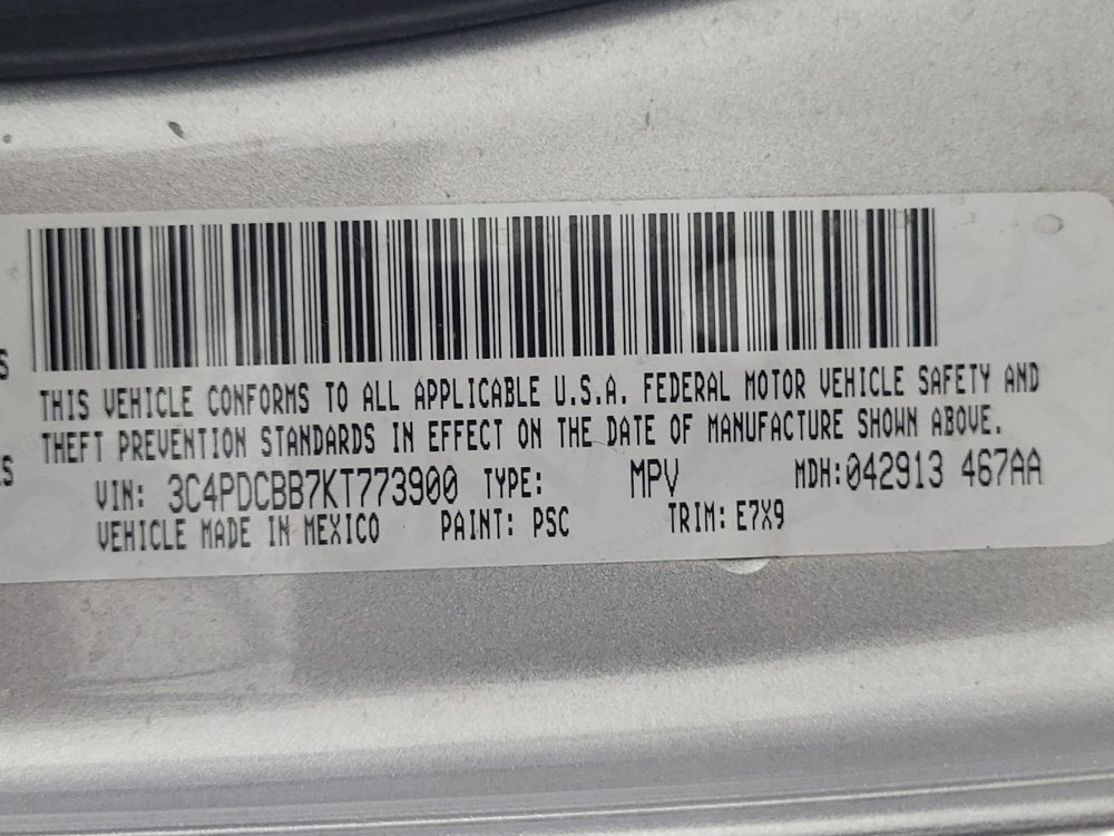 Used 2019 Dodge Journey SE w/ Premium Group FWD image 33