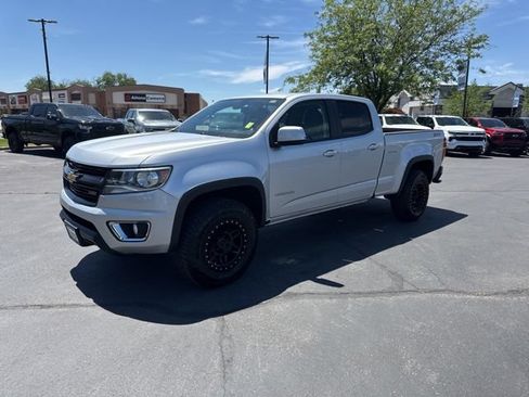 Used 2016 Chevrolet Colorado Z71 AWD/4WD image 3