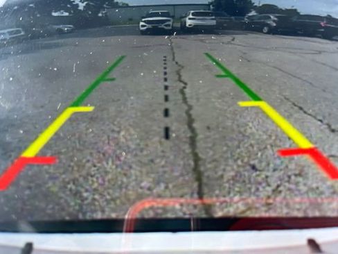 Used 2024 Ford Edge SEL AWD/4WD image 13