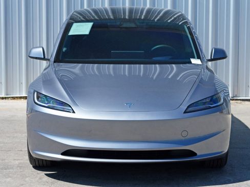 Used 2025 Tesla Model 3 Long Range image 53