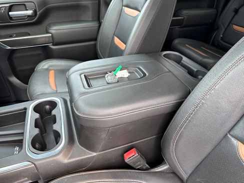 Used 2021 GMC Sierra 2500 AT4 w/ AT4 Preferred Package AWD/4WD image 33