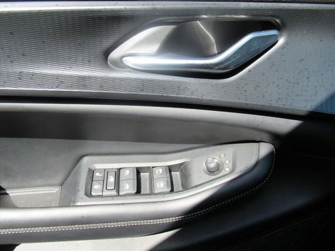 Used 2024 Jeep Grand Cherokee L Laredo w/ Luxury Tech Group I AWD/4WD image 19