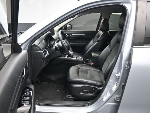 Used 2021 MAZDA CX-5 Touring image 11