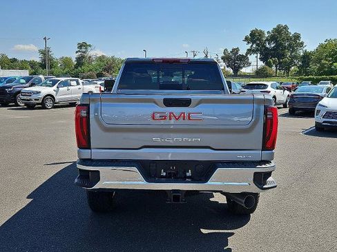 New 2026 GMC Sierra 2500 SLT image 5