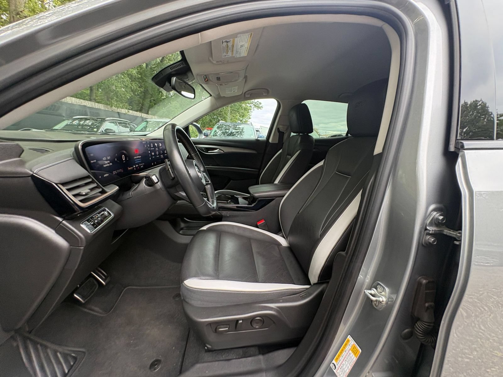 Used 2024 Buick Envision Sport Touring AWD/4WD image 25