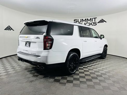 Used 2022 Chevrolet Suburban Premier image 4