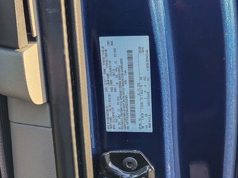 Used 2018 Ford F150 XLT w/ Equipment Group 302A Luxury AWD/4WD image 32