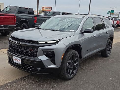 New 2026 Chevrolet Traverse RS w/ LPO, Floor Liner Package FWD image 1