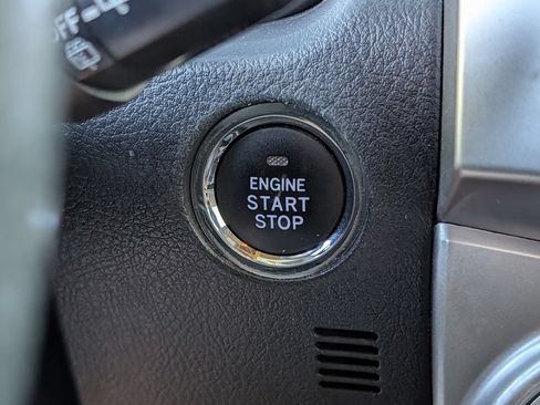 Used 2015 Toyota 4Runner Limited RWD image 19