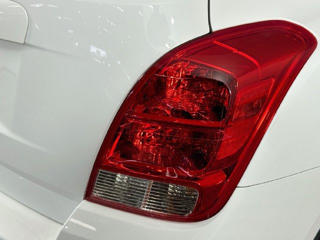 Used 2021 Chevrolet Trax LS w/ Tint and Cruise Package FWD image 30