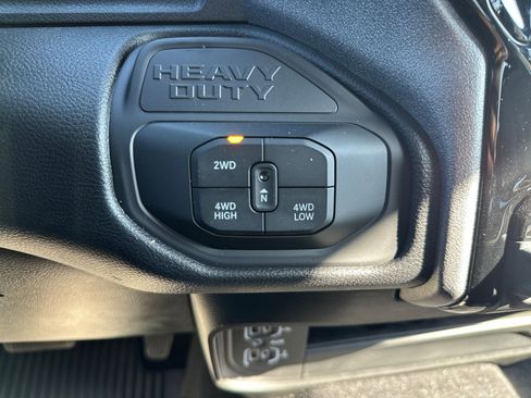 New 2026 RAM 2500 Tradesman AWD/4WD image 22