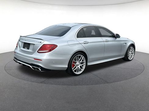 Used 2018 Mercedes-Benz E 63 AMG S image 6