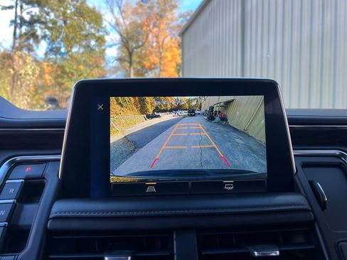 Used 2022 Chevrolet Tahoe Z71 image 26