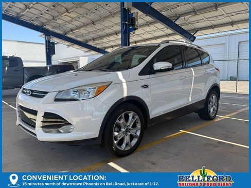 Used 2015 Ford Escape Titanium FWD image 2